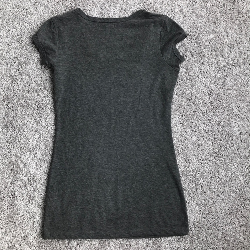 Guess Grey Graphic Tee - Picture 2 of 4